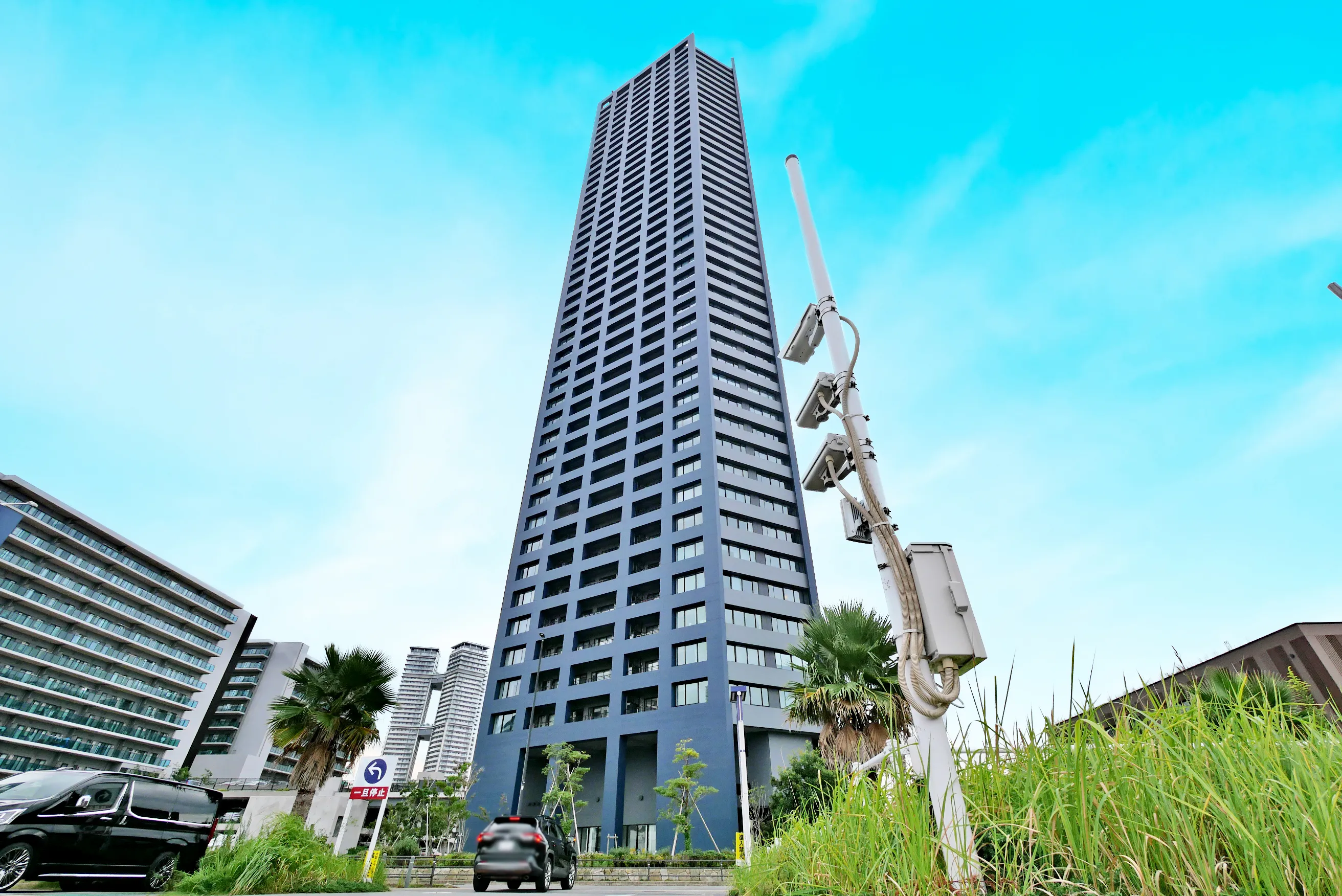 センターマークスタワーの外観