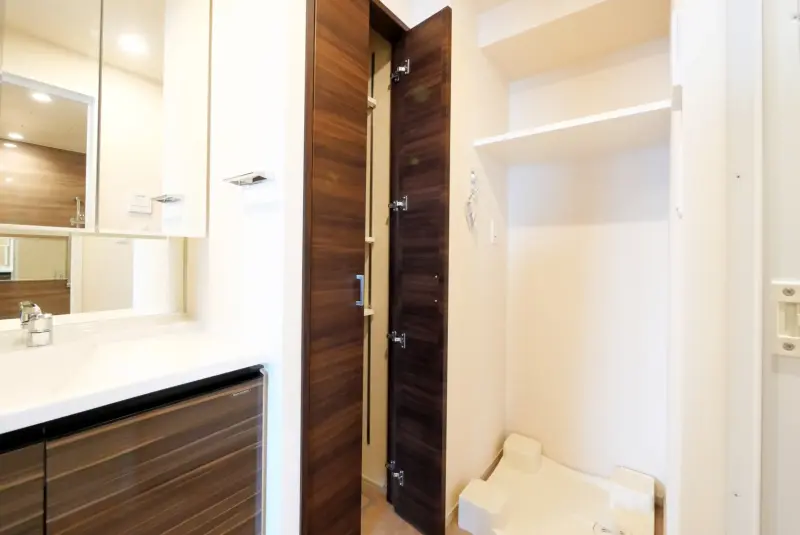 センターマークスタワー